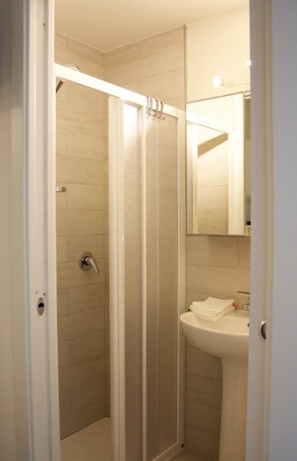 Renovated Central Suites Florens Exteriör bild