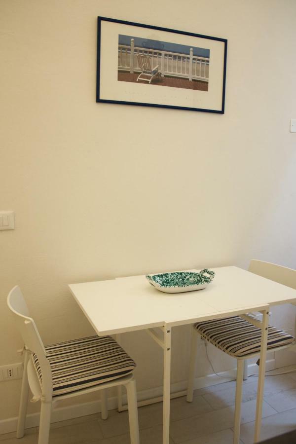 Renovated Central Suites Florens Exteriör bild