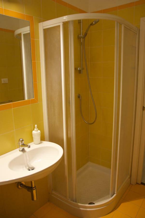 Renovated Central Suites Florens Exteriör bild